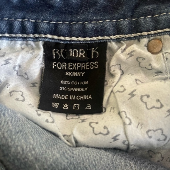 Express Rerock Capri Jeans - Picture 3 of 4